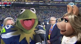 Kermit And Miss Piggy Recreate Richard Sherman's Postgame Interview